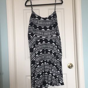 Old Navy Black and White Aztec Print Dress